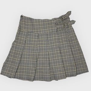 French Kiss Plaid Pleated Mini Skort with Buckles
